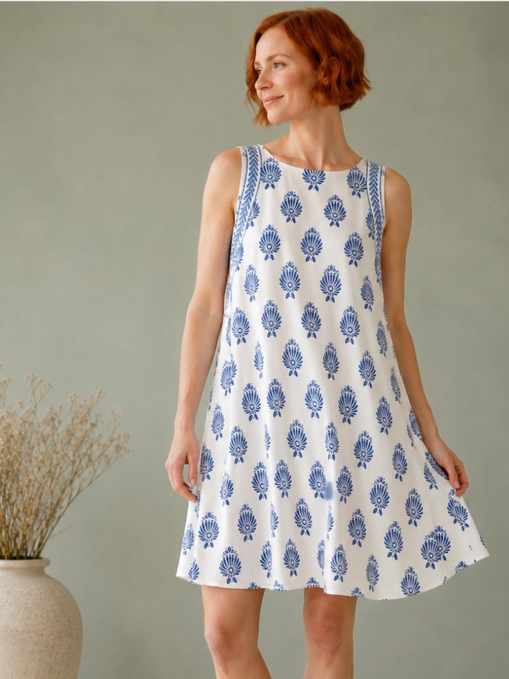 Hatley Shift Dress Small Blue White Floral Print Sleeveless Lined Summer Dress